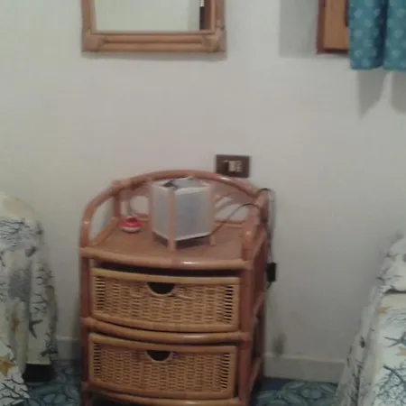 La Caletta 3 *